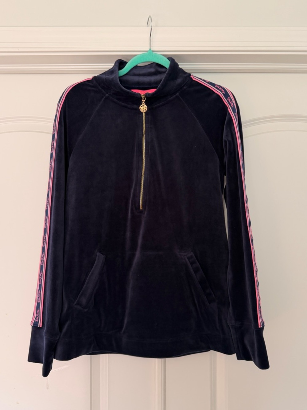 Lilly Pulitzer Velour Navy Popover Medium